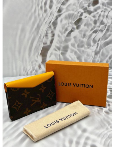 LOUIS VUITTON MAGNETIC CARD HOLDER IN BROWN MONOGRAM CANVAS WITH YELLOW LEATHER -FULL SET-