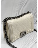 CHANEL BOY MEDIUM SHOULDER BAG IN WHITE LEATHER -FULL SET- 