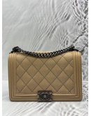 CHANEL BOY MEDIUM SHOULDER BAG IN BEIGE CALFSKIN LEATHER
