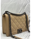 CHANEL BOY MEDIUM SHOULDER BAG IN BEIGE CALFSKIN LEATHER
