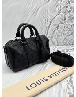 LOUIS VUITTON KEEPALL BANDOULIERE 25 IN BLACK MONOGRAM TAURILLON LEATHER