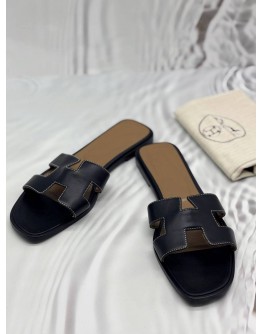 HERMES ORAN SANDALS SIZE 40 IN BLACK CALFSKIN LEATHER