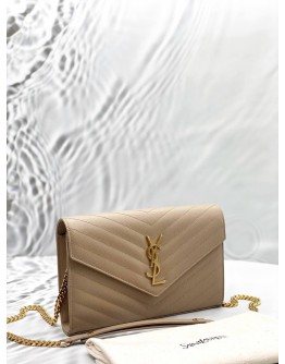 (CLEAR STOCK) (LIKE NEW) YSL SAINT LAURENT CASSANDRE ENVELOPE WALLET ON CHAIN IN BEIGE GRAIN DE POUDRE LEATHER -FULL SET-