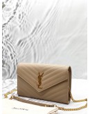 (CLEAR STOCK) (LIKE NEW) YSL SAINT LAURENT CASSANDRE ENVELOPE WALLET ON CHAIN IN BEIGE GRAIN DE POUDRE LEATHER -FULL SET-