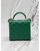MICROCHIP CHANEL CC FLAP COIN PURSE IN GREEN LAMBSKIN LEATHER