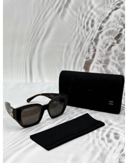 CHANEL CH5506 SUNGLASSES IN BLACK WITH BROWN