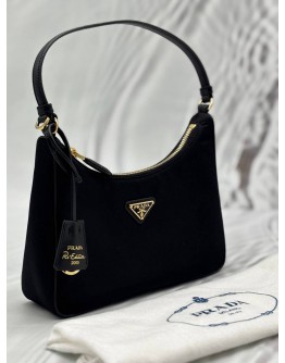 (LIKE NEW) PRADA RE-EDITION 2005 IN BLACK RE-NYLON WITH SAFFIANO LEATHER