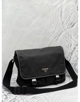 (LIKE NEW) PRADA NYLON SAFFIANO MESSENGER BAG 
