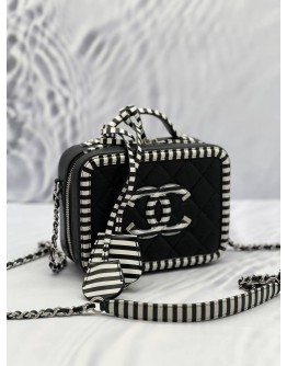 CHANEL FILIGREE VANITY CAVIAR CROSSBODY BAG 