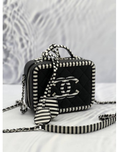 CHANEL FILIGREE VANITY CAVIAR CROSSBODY BAG 
