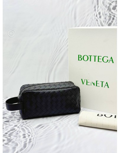 (UNUSED) 2024 BOTTEGA VENETA INTRECCIATO TRAVEL POUCH IN BLACK CALFSKIN LEATHER -FULL SET-
