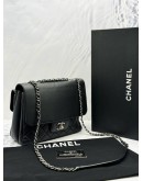 2018 CHANEL SEASONAL FLAP SHOULDER AND CROSSBODY BAG IN BLACK CAVIAR LEATHER -FULL SET-