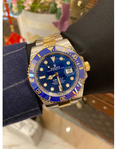 (UNUSED) 2023 ROLEX SUBMARINER DATE REF 126613LB HALF 18K 750 YELLOW GOLD BLUE DIAL 41MM AUTOMATIC WATCH -FULL SET-