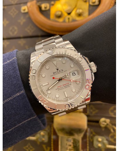 (LIKE NEW) 2015 ROLEX YACHT-MASTER REF 116622 SILVER DIAL 40MM AUTOMATIC WATCH -FULL SET-
