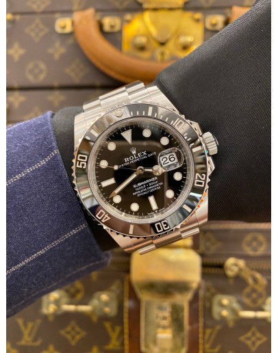 (UNUSED) 2023 ROLEX SUBMARINER DATE REF 126610LN BLACK DIAL 41MM AUTOMATIC WATCH -FULL SET-