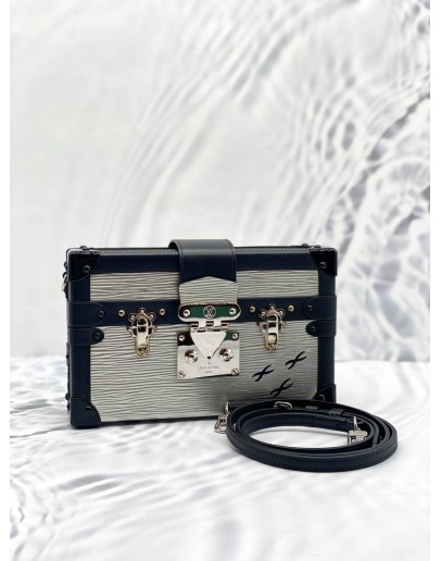(LIKE NEW) LOUIS VUITTON SILVERY EPI PETITE MALLE WITH STRAP