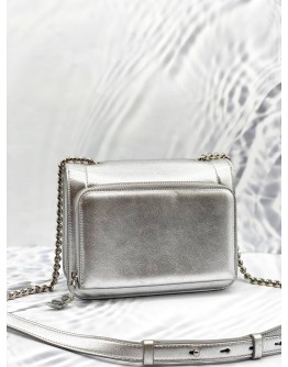 (LIKE NEW) SALVATORE FERRAGAMO VARA RIBBON NEW BIANCO SHOULDER BAG