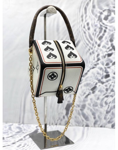 (LIKE NEW) LOUIS VUITTON GAME ON SQUARE DICE BAG 