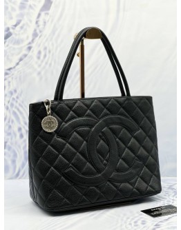 CHANEL MEDAILLON CAVIAR LEATHER TOTE BAG