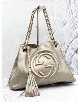 GUCCI GG SOHO PEBBLED LEATHER METALLIC SHOULDER BAG