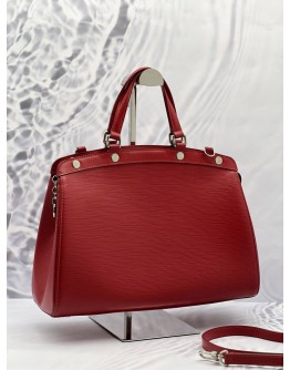 (LIKE NEW) LOUIS VUITTON BREA MM IN EPI LEATHER 