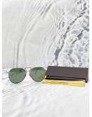 (LIKE NEW) FENDI SUNGLASSES WITH WHITE LINE -FULL SET-