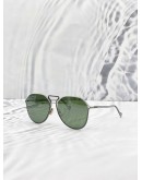 (LIKE NEW) FENDI SUNGLASSES WITH WHITE LINE -FULL SET-