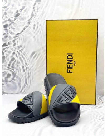 (UNUSED) FENDI RUBBER FUSSBETTS SLIDES EMBOSSED DIAGONAL FF SIZE UK 8 -FULL SET- 