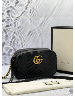 (LIKE NEW) GUCCI GG MARMONT SMALL CROSSBODY BAG BLACK MATELASSE CHEVRON LEATHER WITH GOLD GG LOGO -FULL SET-