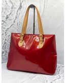 (LIKE NEW) LOUIS VUITTON AMARANTEE MONOGRAM VERNIS BRENTWOOD TOTE BAG