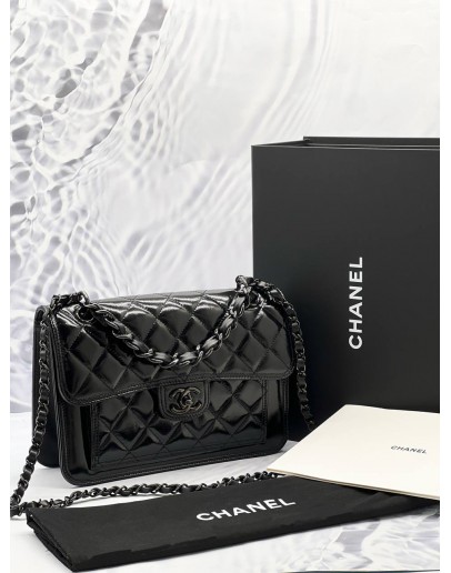 (BRAND NEW) MIRCORCHIP CHANEL MEDIUM SO BLACK FLAP BAG 