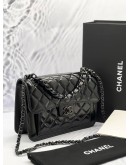 (BRAND NEW) MIRCORCHIP CHANEL MEDIUM SO BLACK FLAP BAG 