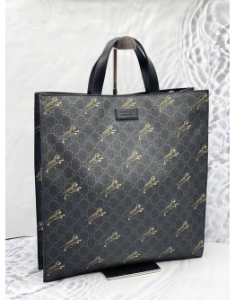(UNUSED) GUCCI GREY/BLACK GG SUPREME CANVAS TIGER PRINTED TOTE BAG WITH STRAP