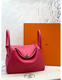 (UNUSED) 2021 HERMES LINDY 26 SHOULDER BAG IN ROSE EXTREME TAURILLON CLEMENCE LEATHER -FULL SET-
