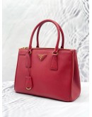 (LIKE NEW) PRADA BN1801 MEDIUM GALLERIA IN RED SAFFIANO LUX LEATHER HANDLE ZIPPED BAG WITH ADJUSTABLE STRAP