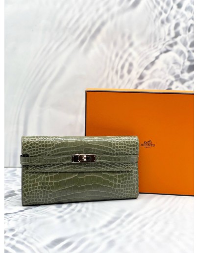 2015 HERMES KELLY LONG WALLET IN VERT OLIVE ALLIGATOR MISSISSIPPIENSIS LEATHER