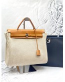 2019 HERMES HERBAG ZIP 31 TOP HANDLE AND SHOULDER BAG IN CANVAS BEIGE AND GOLD VACHE HUNTER LEATHER 