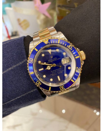 ROLEX SUBMARINER DATE HALF 18K 750 YELLOW GOLD REF 16613 BLUE DIAL 40MM AUTOMATIC WATCH