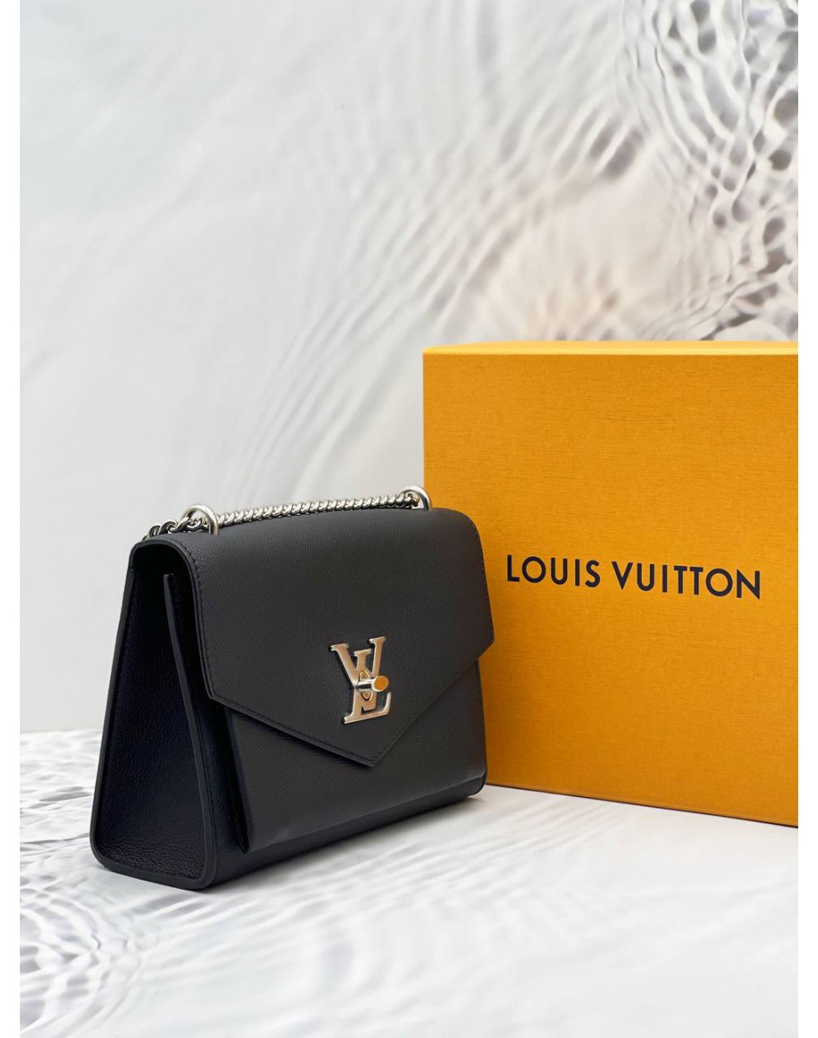 MYLOCKME SATCHEL CHAIN BAG Louis Vuitton - The Designer Club