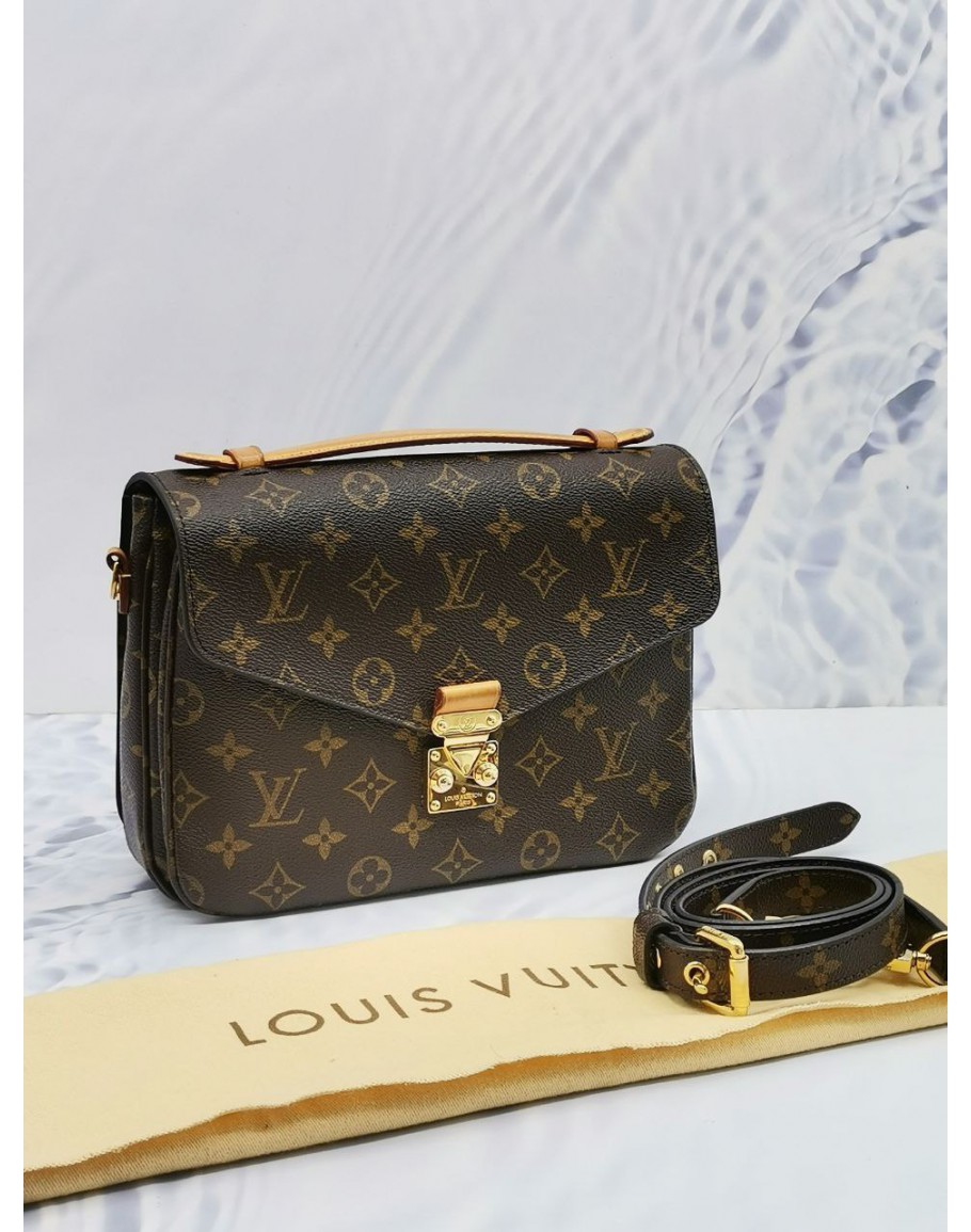 luxury chanel handbag