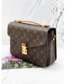 LOUIS VUITTON POCHETTE MÉTIS MONOGRAM CANVAS BAG