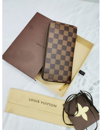 LOUIS VUITTON LONG WALLET