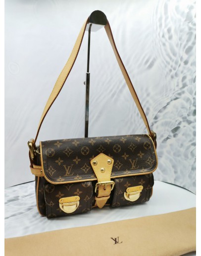 LOUIS VUITTON MANHANTTAN HANDBAG