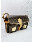 LOUIS VUITTON MANHANTTAN HANDBAG