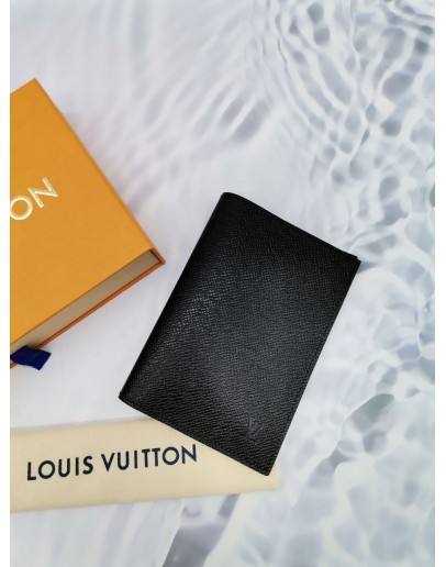 LOUIS VUITTON PASSPORT HOLDER FULL SET