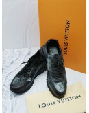 LOUIS VUITTON RUN AWAY SNEAKERS SIZE 8 FULL SET