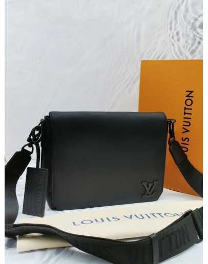 LOUIS VUITTON MESSENGER LEATHER BAG FULL SET