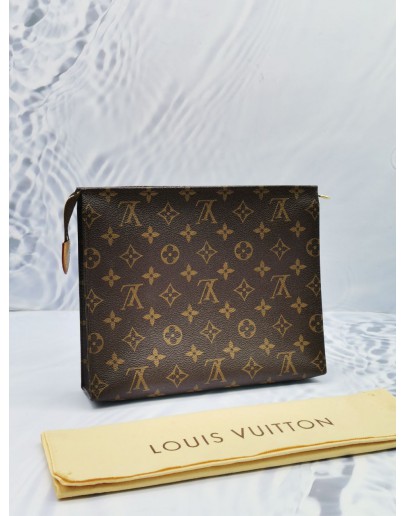 LOUIS VUITTON TOILETRY POUCH 26 MONOGRAM CANVAS