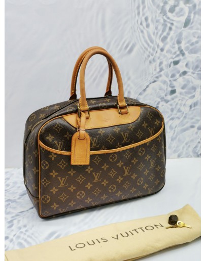 LOUIS VUITTON DEAUVILLE MONOGRAM CANVAS