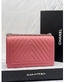 CHANEL BOY NEW MEDIUM CHEVRON LAMBSKIN LEATHER BAG -FULL SET-